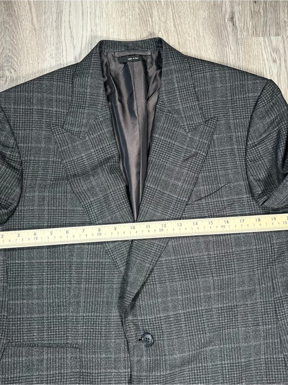 Tom Ford Grey Plaid Wool Blazer 40R Mens Suit Jacket Windsor Peak Lapel Italy
